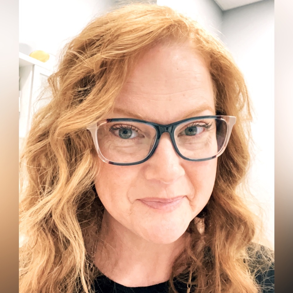 Meet your Posher, Angela